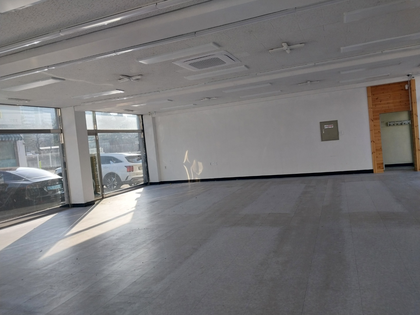 매장 내부 현황